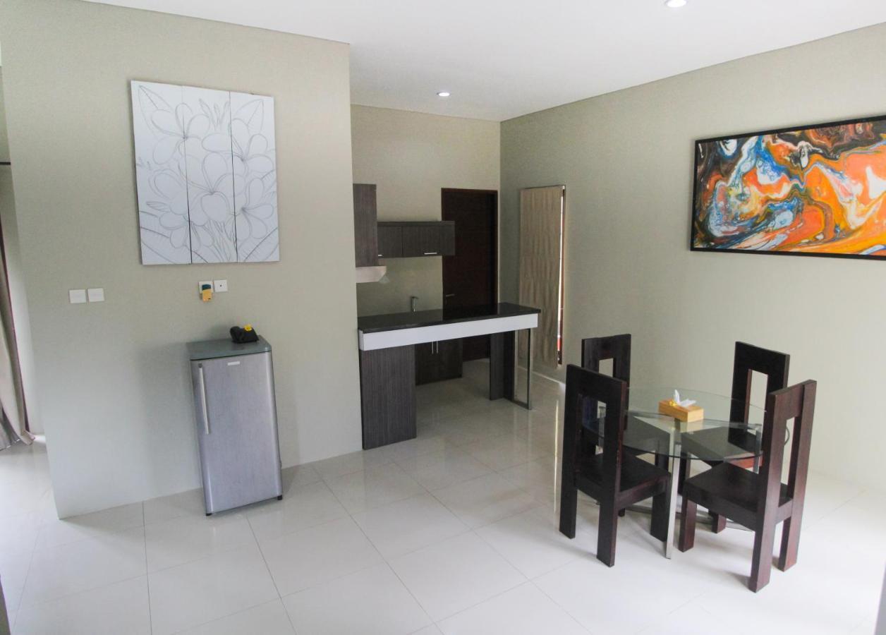 Abisha Villa Jimbaran ภายนอก รูปภาพ